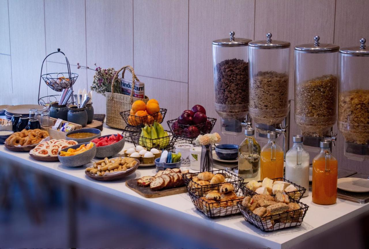 Holiday Inn Express Hyderabad Hitec City By Ihg Ngoại thất bức ảnh